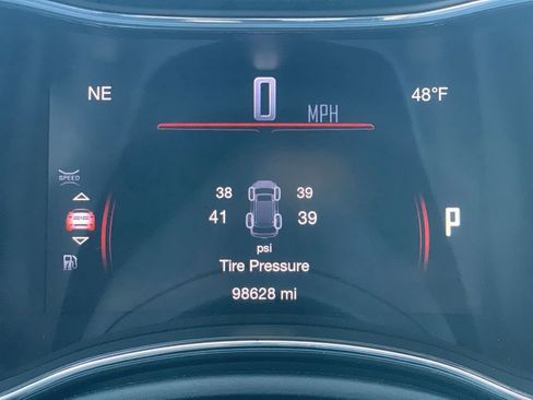 Used 2017 Dodge Durango GT image 9