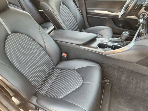 Used 2023 Toyota Camry SE w/ Protection Package (Q2) (TMS) FWD image 10