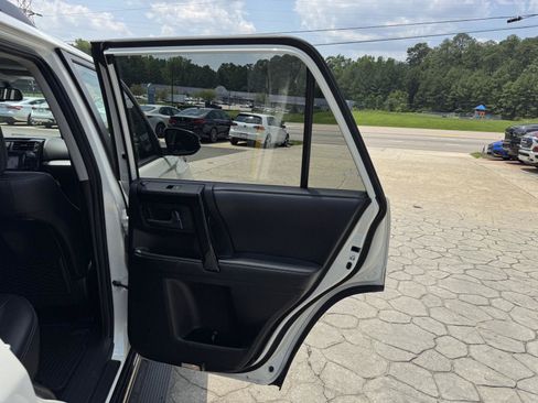 Used 2019 Toyota 4Runner Limited AWD/4WD image 16
