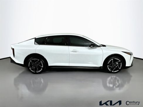 Certified 2025 Kia K4 GT-Line FWD image 4