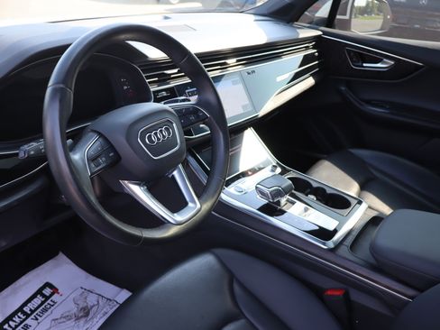 Used 2022 Audi Q7 3.0T Prestige AWD/4WD image 9