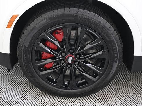 New 2025 Cadillac XT5 Sportv w/ LPO, Red Accent Package AWD/4WD image 20