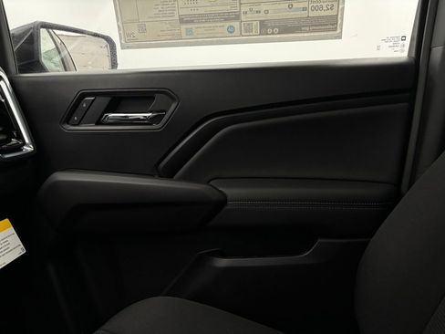 New 2026 GMC Canyon Elevation w/ Convenience Package image 39