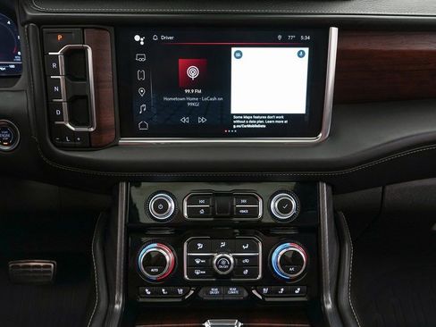 Used 2024 GMC Yukon Denali Ultimate image 16