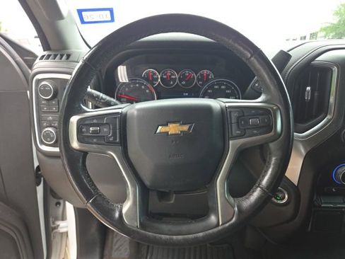 Used 2020 Chevrolet Silverado 1500 LT w/ All-Star Edition AWD/4WD image 9