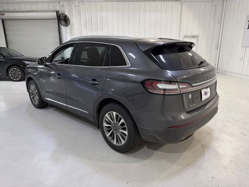 Used 2020 Lincoln Nautilus FWD w/ Equipment Group 101A image 3