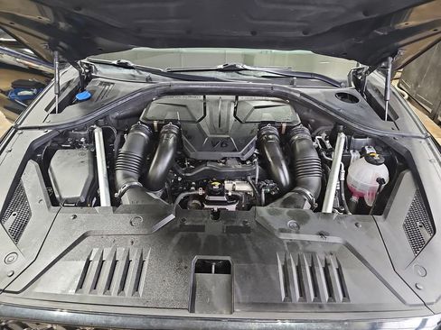 Used 2022 Genesis GV70 3.5T Sport w/ Sport Prestige Package image 27