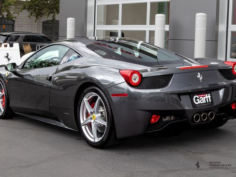 Used 2010 Ferrari 458 Italia Coupe RWD image 3