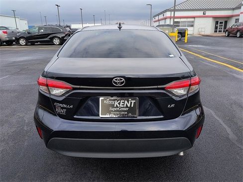 Certified 2025 Toyota Corolla LE image 6