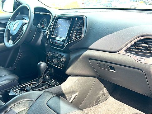 Used 2022 Jeep Cherokee Limited w/ Elite Package image 22