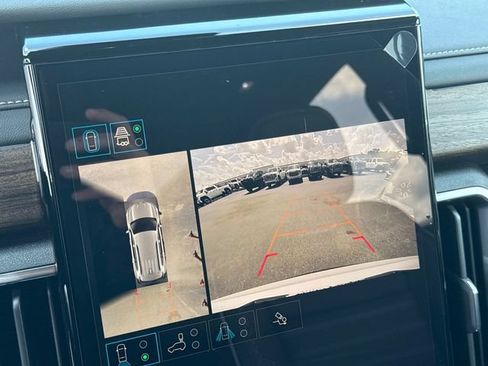 New 2026 GMC Acadia Denali Ultimate FWD image 21