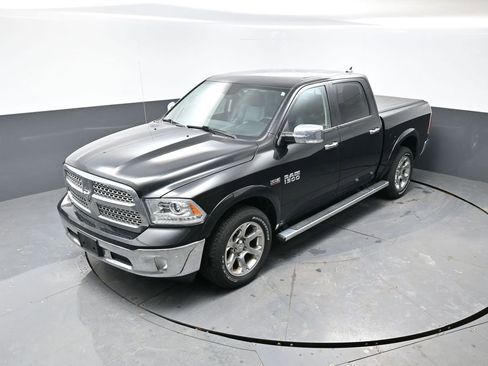 Used 2017 RAM 1500 Laramie w/ Convenience Group image 13