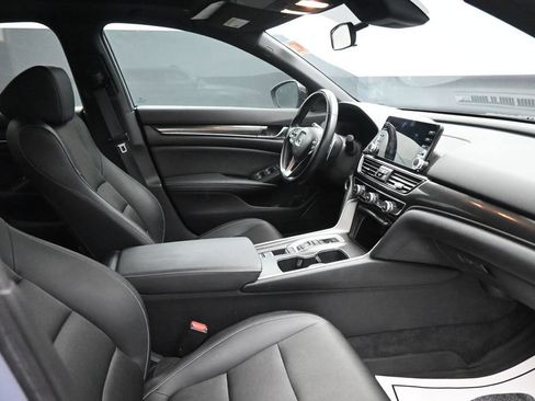 Used 2022 Honda Accord Sport image 10