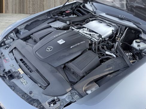 Used 2018 Mercedes-Benz AMG GT C image 17