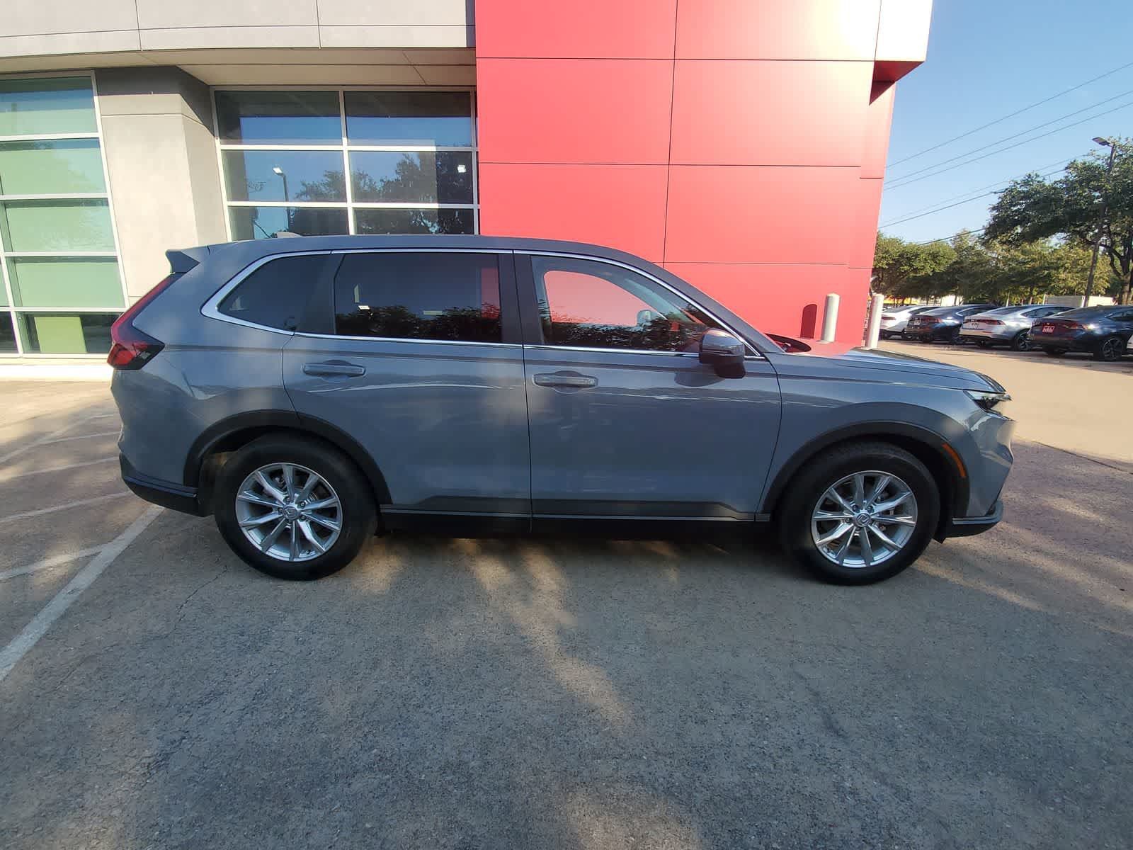 Used 2025 Honda CR-V EX-L image 7