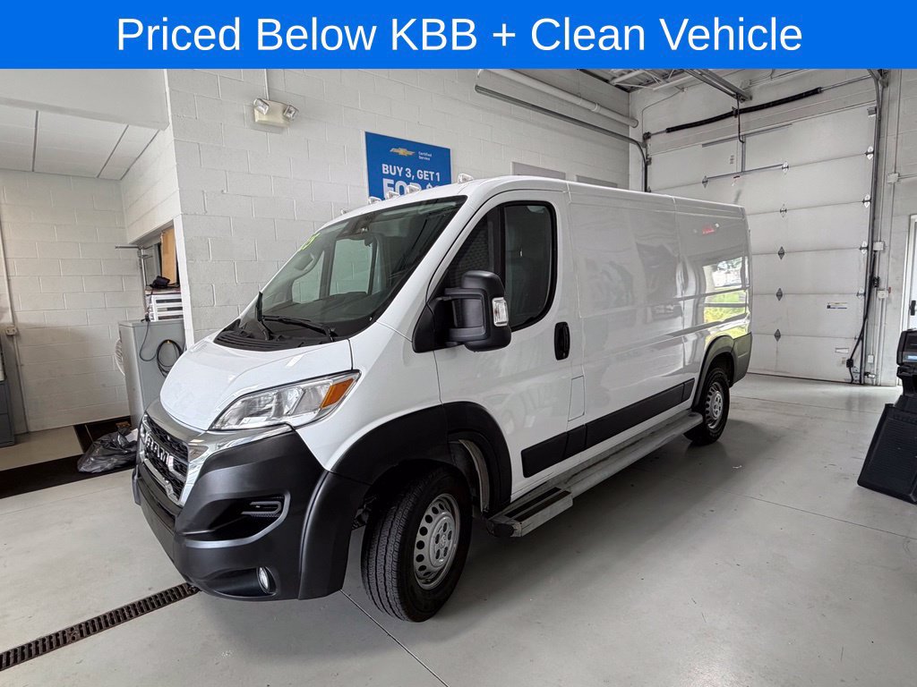Used 2025 RAM ProMaster 2500 w/ U-Haul Equipment Group FWD image 3