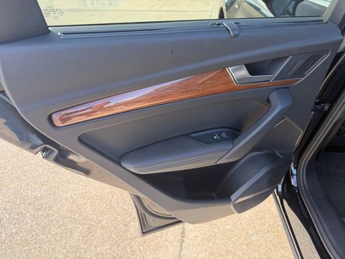 Used 2022 Audi Q5 2.0T Prestige image 17