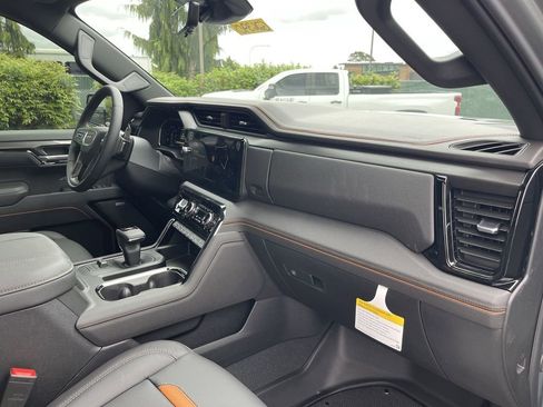 New 2026 GMC Sierra 1500 AT4 w/ AT4 Premium Package AWD/4WD image 30