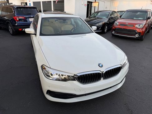 Used 2017 BMW 530i 530i Sedan 4D image 12