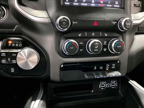 Used 2021 RAM 1500 Big Horn image 16