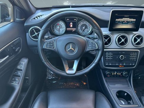 Certified 2017 Mercedes-Benz GLA 250 4MATIC image 28