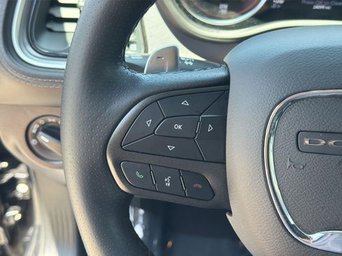Used 2022 Dodge Challenger R/T Scat Pack RWD image 8