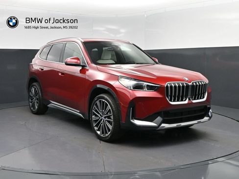 New 2026 BMW X1 xDrive28i w/ Technology Package AWD/4WD image 9