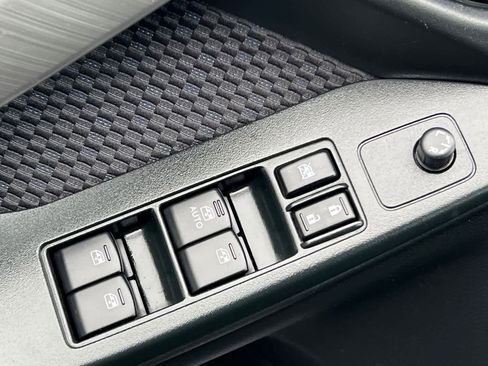 Used 2018 Subaru Forester 2.5i image 13