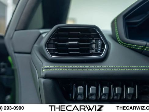 Used 2021 Lamborghini Huracan EVO RWD image 56