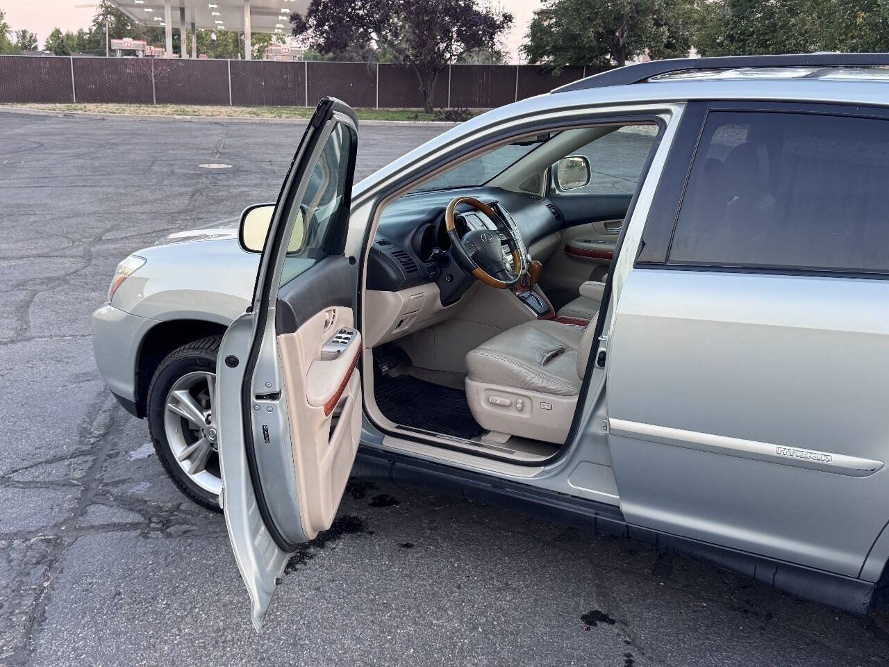 Used 2007 Lexus RX 400h AWD image 12