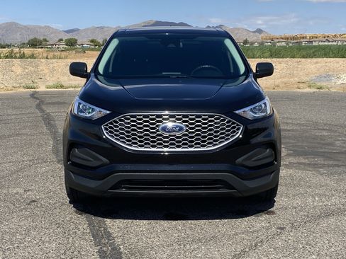 Used 2023 Ford Edge SE AWD/4WD image 8