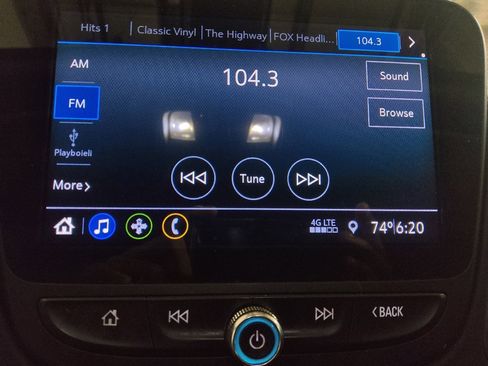 Used 2020 Chevrolet Malibu LT FWD image 25