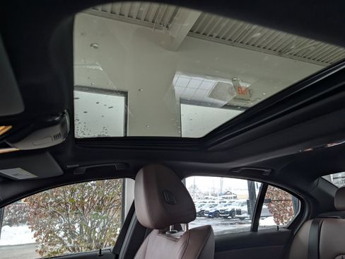 New 2026 BMW 330i xDrive Sedan w/ M Sport Package image 16