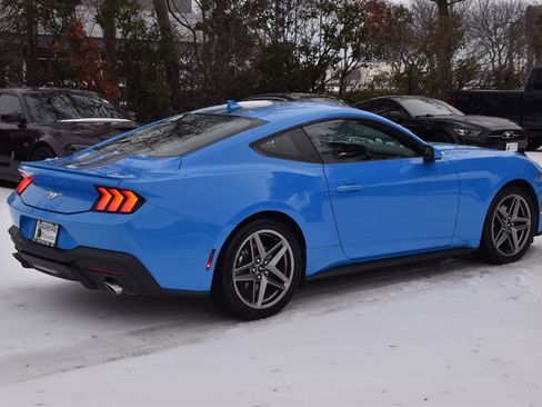 Certified 2025 Ford Mustang Premium image 7