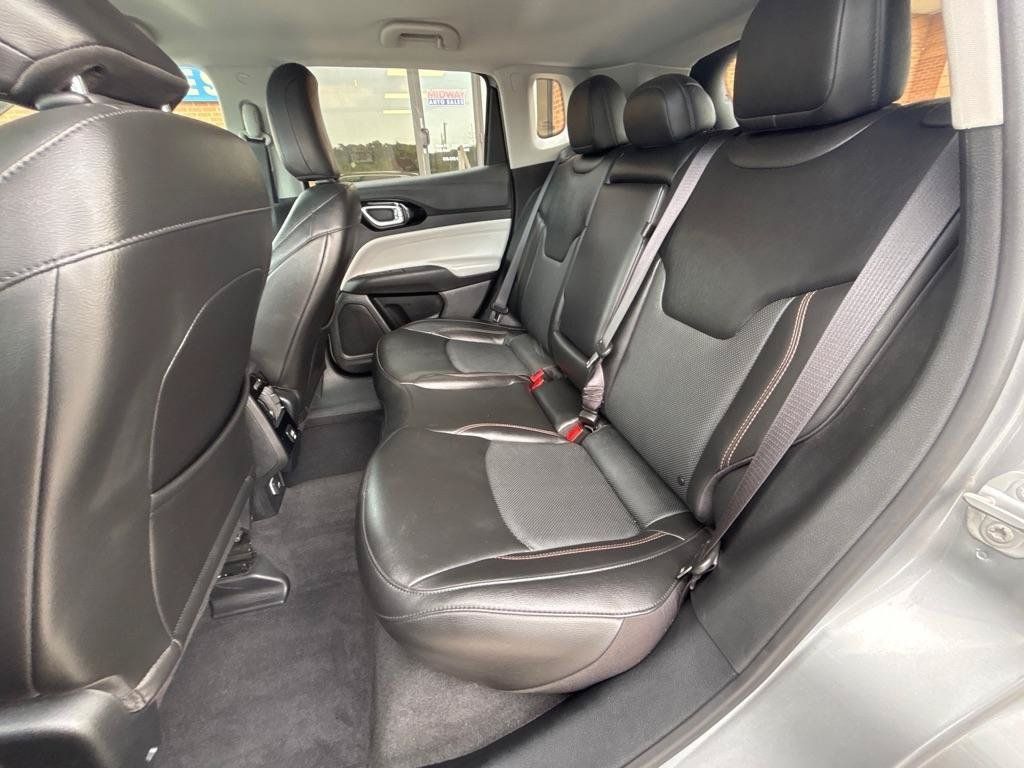 Used 2022 Jeep Compass Limited AWD/4WD image 23