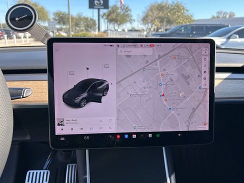 Used 2020 Tesla Model Y Long Range image 19