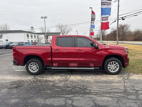 Used 2022 Chevrolet Silverado 1500 RST w/ Safety Package image 11