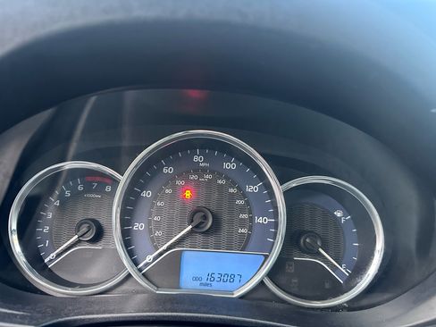 Used 2016 Toyota Corolla L image 27