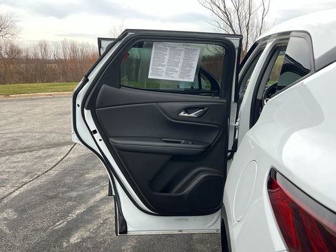 Used 2024 Chevrolet Blazer LT w/ Driver Confidence Package image 32