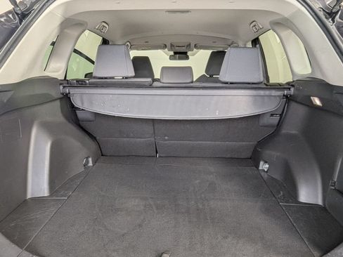 Used 2025 Toyota RAV4 XLE FWD image 25