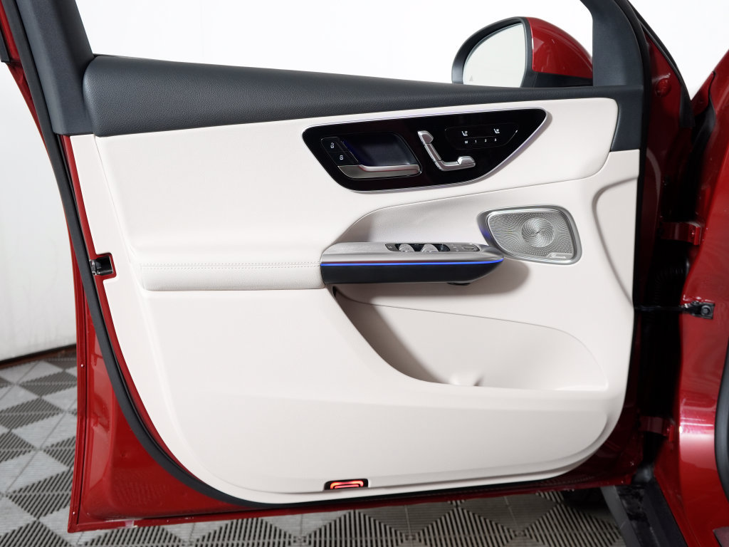 Certified 2026 Mercedes-Benz GLC 300 4MATIC image 25