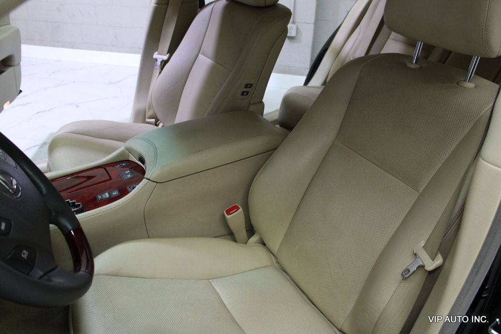 Used 2011 Lexus LS 460 L w/ Luxury Value Edition RWD image 18