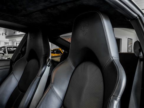 Used 2011 Porsche 911 Turbo image 15