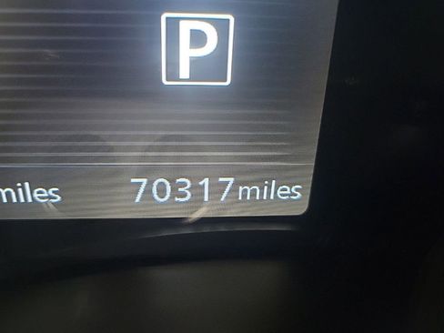 Used 2021 Nissan Kicks SV image 21