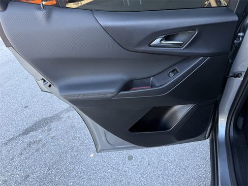 Used 2026 Chevrolet Equinox LT w/ Convenience Package II image 31