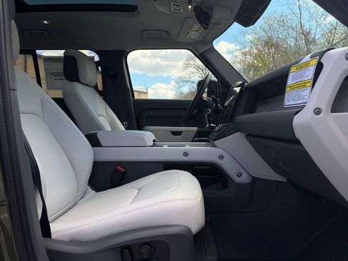 New 2026 Land Rover Defender 110 S AWD/4WD image 15