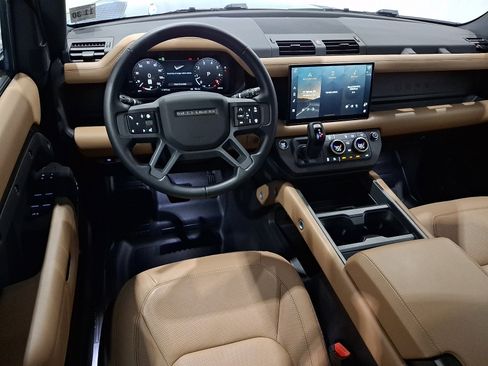 Certified 2025 Land Rover Defender 110 S AWD/4WD image 10