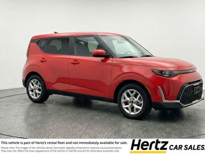 Used 2025 Kia Soul LX w/ LX Technology Package