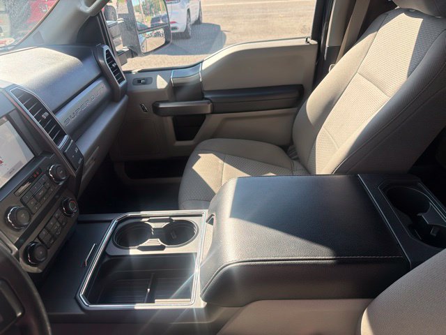 Used 2019 Ford F250 XLT w/ XLT Premium Package AWD/4WD image 19
