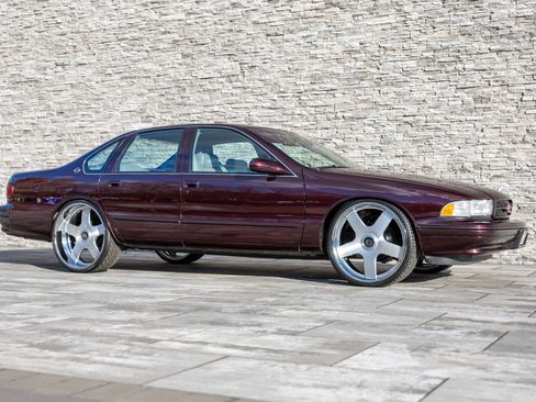 Used 1996 Chevrolet Caprice SS image 8